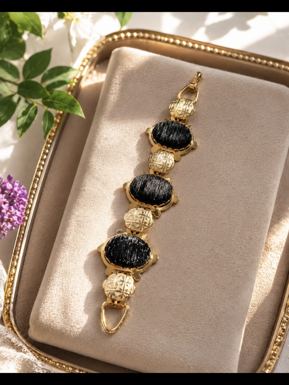 Vinatge Costume  High Quality Gold and Black Real Animal Hair Link Bracelet
